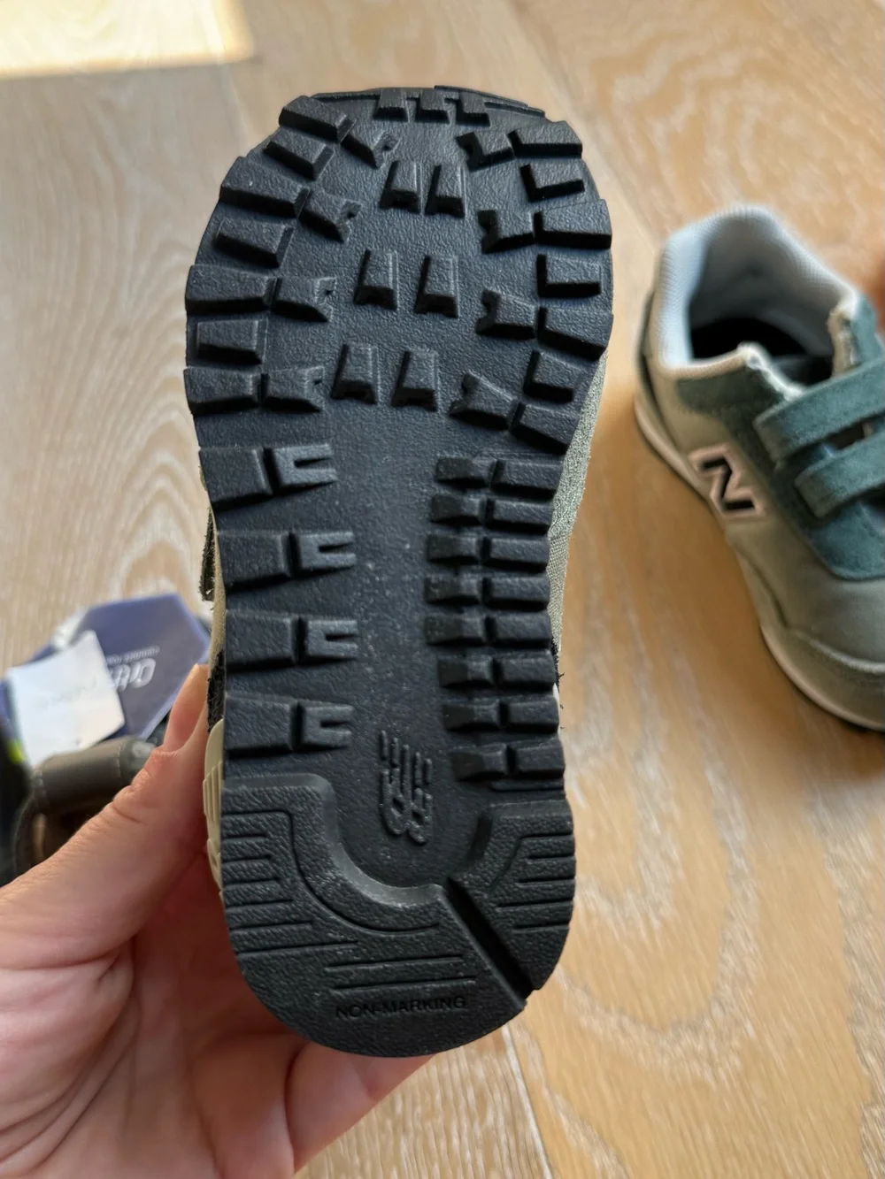 Shoes kids set puma next new balance